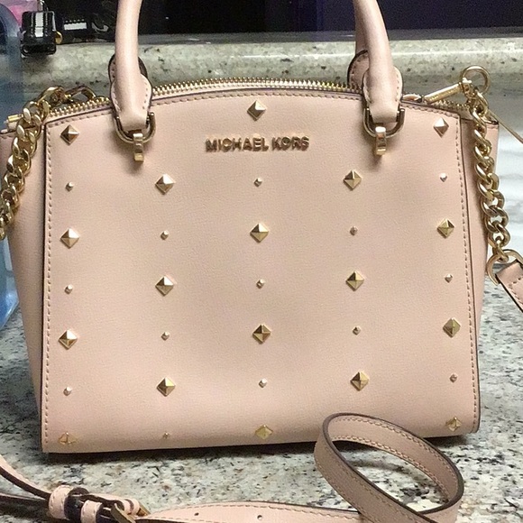 Michael Kors Ellis Studded Crossbody Bag🌸🌷🌸 - Picture 8 of 14